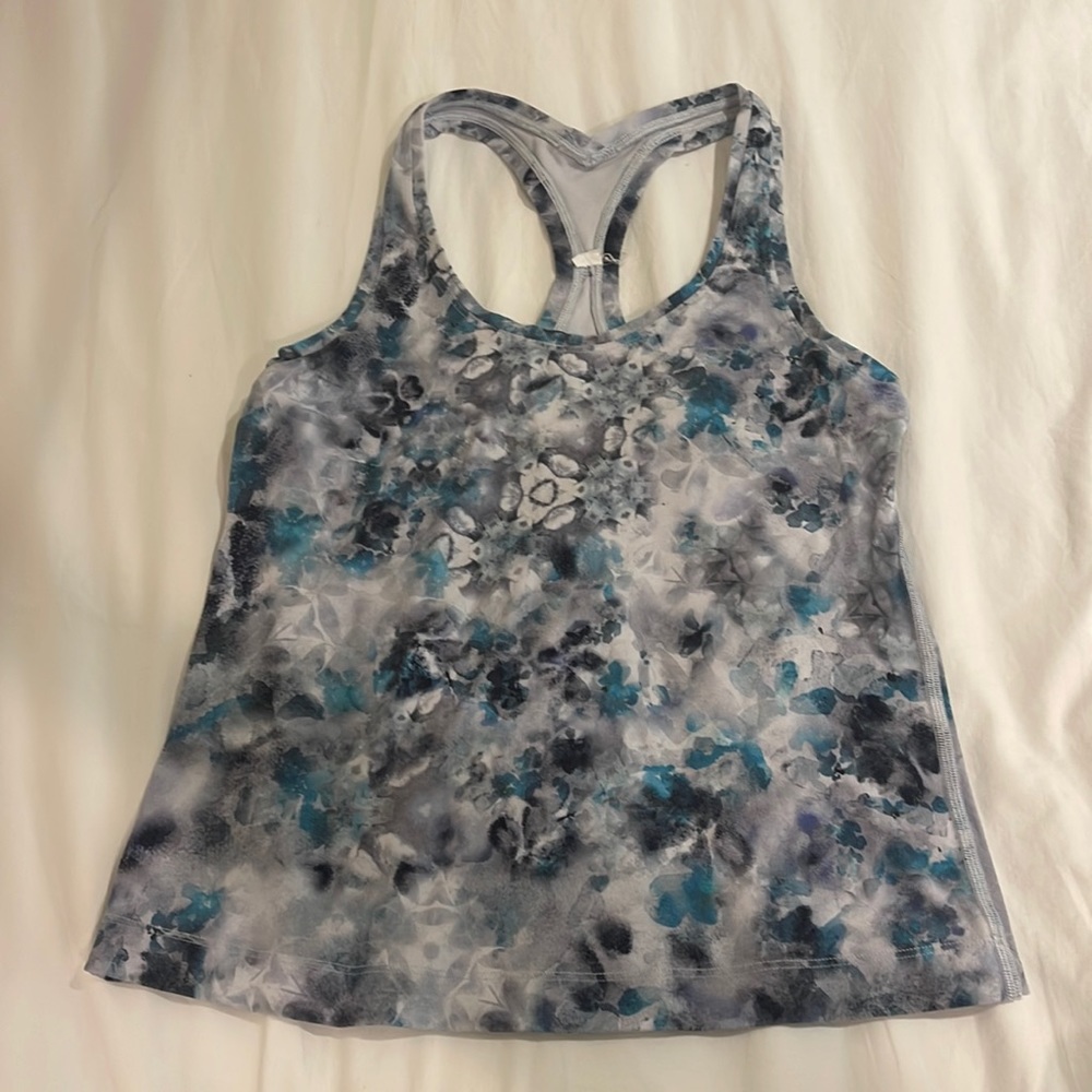LULULEMON tank top
